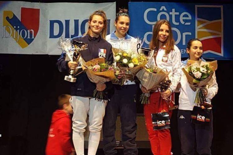 Szermierka: Anna Mroszczak z brązowym medalem Pucharu Świata Juniorek w Dijon, materiały prasowe