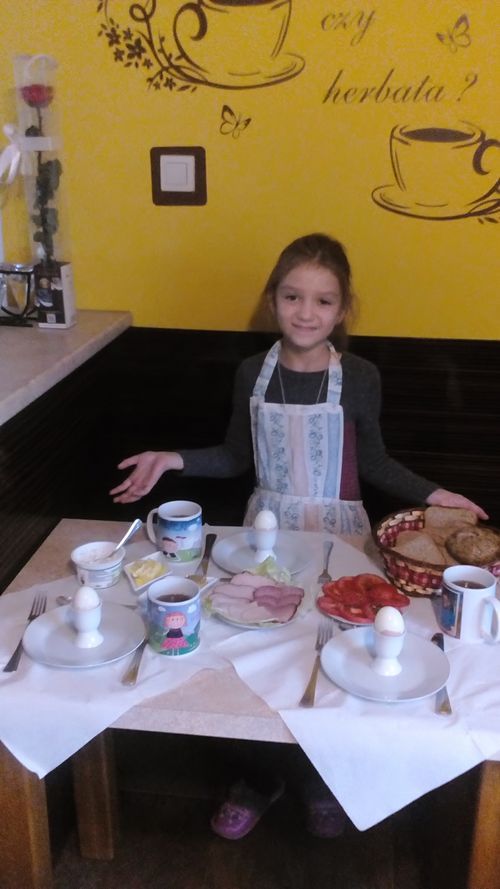Dzieci ze Świerklan sprawdziły, jaką moc daje zdrowe śniadanie, SP nr 1 w Świerklanach
