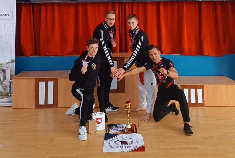 RCSW Fighter Rybnik z 5 medalami mistrzostw Polski juniorów i młodzieżowców, 