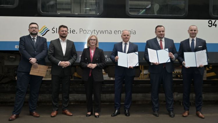 Miliardowa umowa na nowy tabor Kolei Śląskich. W cenie 26 nowoczesnych pociągów, Koleje Śląskie