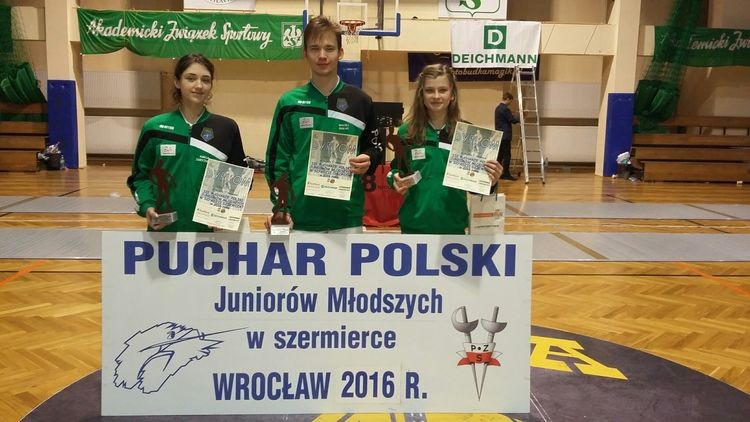 Szermierka: juniorzy RMKS-u walczyli w Pucharze Polski. Krystian Fajkis wybrany na kolejną kadencję, materiały prasowe
