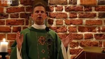Łzy wzruszenia w kościółku. Ks. R. Śpiewak kończy swoją posługę w Rybniku