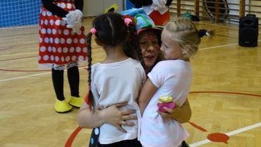 Dzieci z Niewiadomia świętowały Dzień Przedszkolaka ze specjalnymi gośćmi