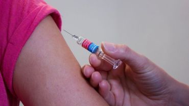 Ruszyły szczepienia dzieci w wieku 5-11 lat: w których punktach w Rybniku? Czy warto to zrobić?