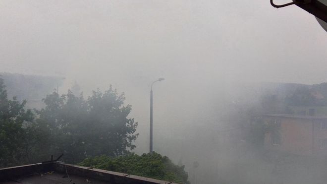 Dym unoszący się nad domem w Orzepowicach, Czytelnik