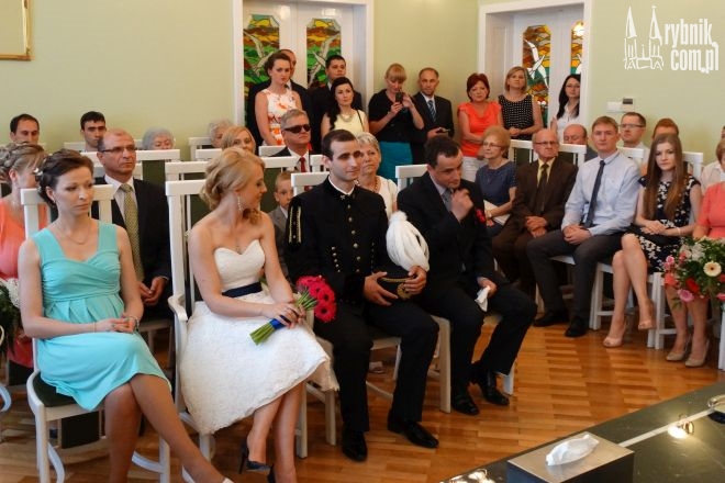 Debiut prezydenta Rybnika w USC. Piotr Kuczera udzielił dzisiaj ślubu, Bartłomiej Furmanowicz