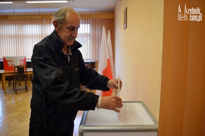 Referendum 2015: zainteresowanie rybniczan jest małe, Bartłomiej Furmanowicz