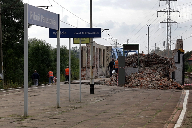 Ze starego dworca na Paruszowcu pozostały tylko ściany, Dominik Gajda
