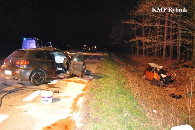 Zderzenie dwóch samochodów w Rybniku. Nie żyje 33-letni wodzisławianin, Policja