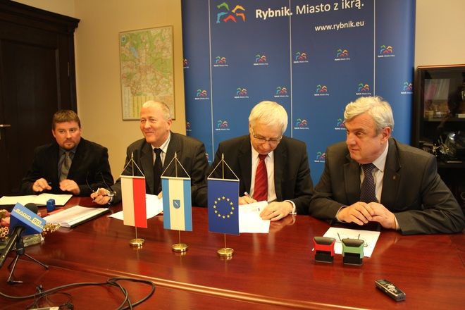 W poniedziałek władze Rybnika podpisały umowę z firmą Mota-Engil