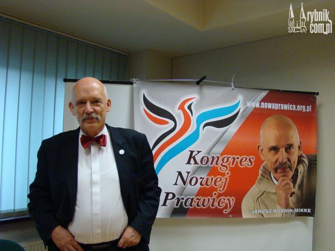 Janusz Korwin-Mikke sugeruje, że kandydaci bez szans na wygraną powinni zrezygnować ze startu w wyborach