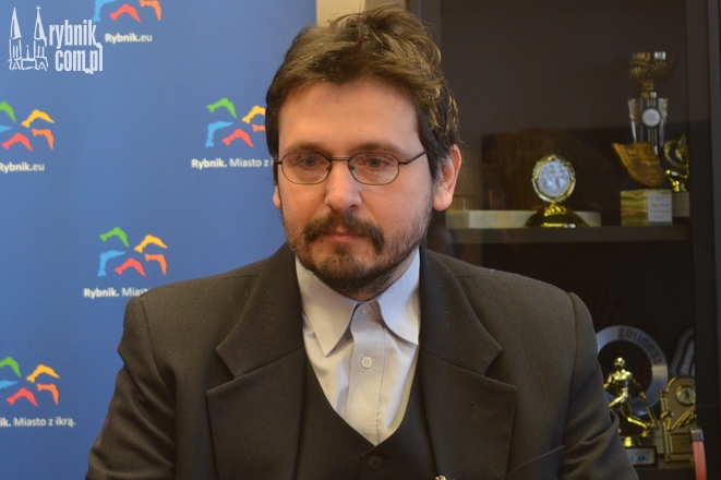 Dr Bartosz Mazur
