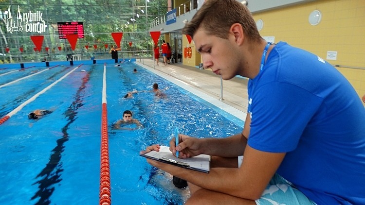 Pływają w maratonie dla chorej Bereniki, Bartłomiej Furmanowicz
