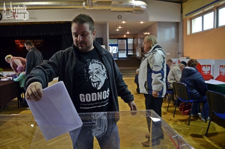 Wybory 2018: rybniczanie ruszyli do lokali wyborczych (zdjęcia), Bartłomiej Furmanowicz
