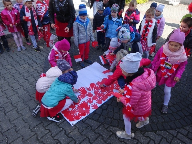 Odświętny marsz przedszkolaków z Boguszowic, Przedszkole nr 15