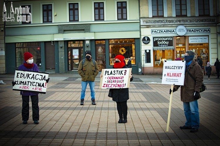 Protest klimatyczny w Rybniku: jak czegoś nie zmienimy, to „zarżniemy” ten świat, Daniel Wojaczek