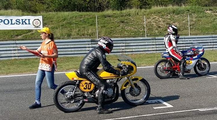 Wyścigi motocyklowe: Krzysztof Swinka z Rybnika na podium w Poznaniu, Materiały prasowe