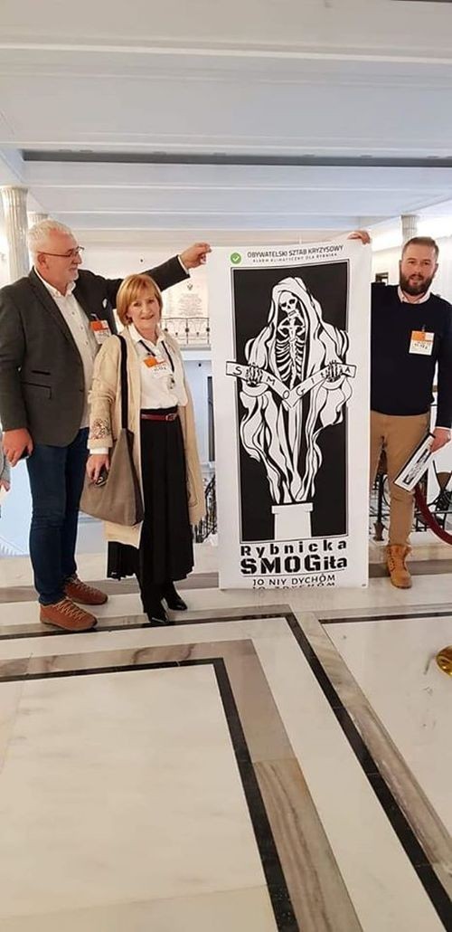 Dzieci z Rybnika z życzeniami w Sejmie. Brak reakcji polityków i dziennikarzy, Facebook