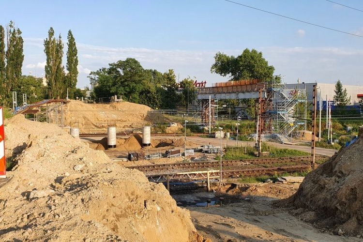 Żorska: nowy wiadukt wyłania się z ziemi, Lucyna Tyl/UM Rybnik