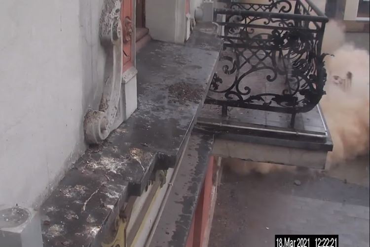 Kamera nagrała moment zawalenia się ściany Świerklańca (wideo), Facebook