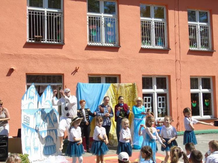 Znany żużlowiec pojawił się na festynie rodzinnym, Przedszkole nr 10 w Rybniku