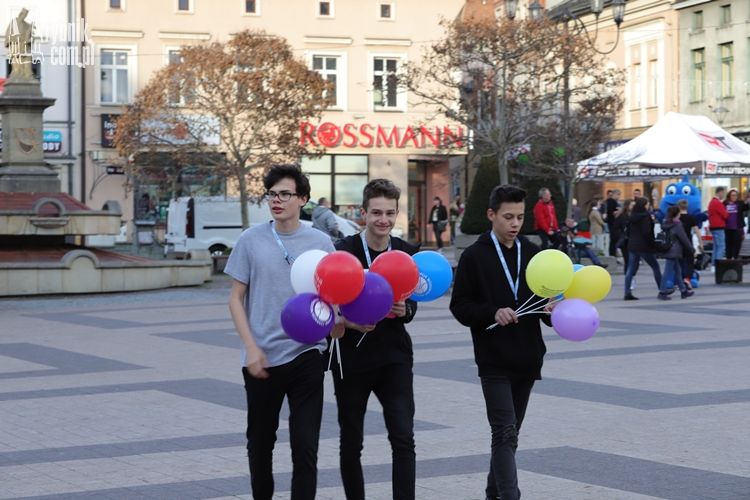 Dzień Wcześniaka w Rybniku: balony poleciały w górę!, Daniel Wojaczek