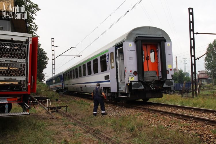 W Czerwionce-Leszczynach wykoleił się pociąg. Zdjęcia z drona, Bartłomiej Furmanowicz