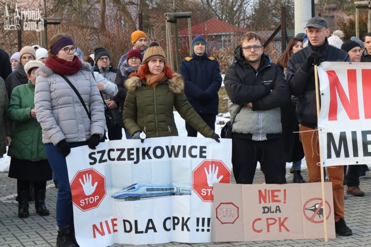 „To fetysz, megalomania!”. Mieszkańcy Palowic protestowali przeciw CPK (zdjęcia), Bartłomiej Furmanowicz