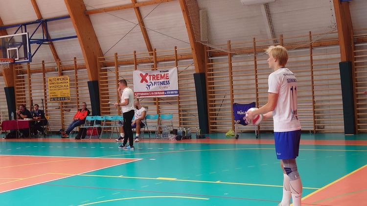 Siatkówka. II liga: TS Volley Rybnik przegrał z Hutnikiem Kraków, TS Volley Rybnik