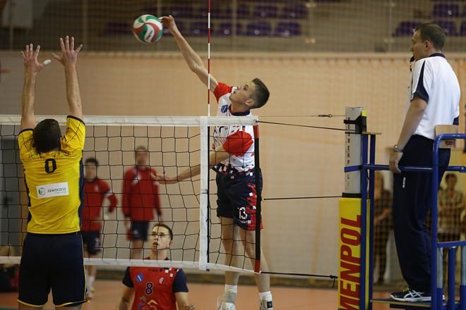 TS Volley: pięć setów na inaugurację sezonu, Dominik Gajda