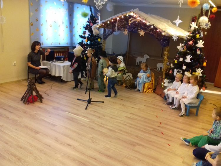 Przedszkolaki z Boguszowic wystawiły jasełka dla wyjątkowych gości, Przedszkole nr 20 w Rybniku