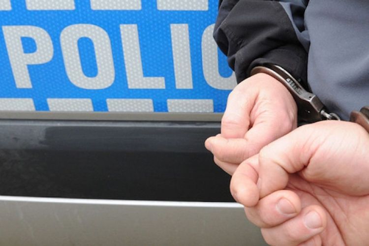 Policjant zawsze pozostaje czujny. Funkcjonariusz przed służbą zatrzymał złodzieja, KMP w Rybniku