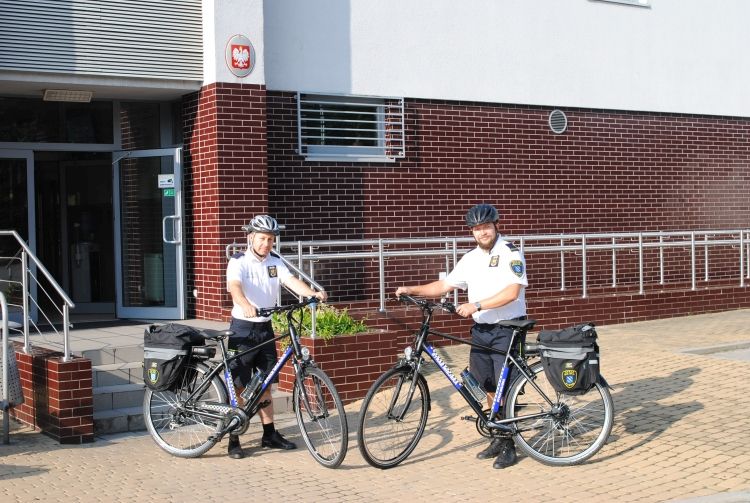 Strażnicy dostali 2 nowe rowery elektryczne. Już pomagają w patrolu, Straż Miejska w Rybniku