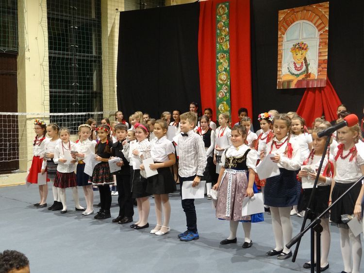 W SP11 odbył się XVIII Festiwal Piosenki Śląskiej, SP nr 11 w Rybniku