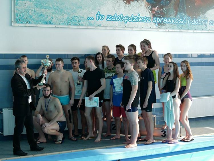I LO najlepsze w XXV Mityngu Pływackim o Puchar Dyrektora ZSB, ZSB w Rybniku