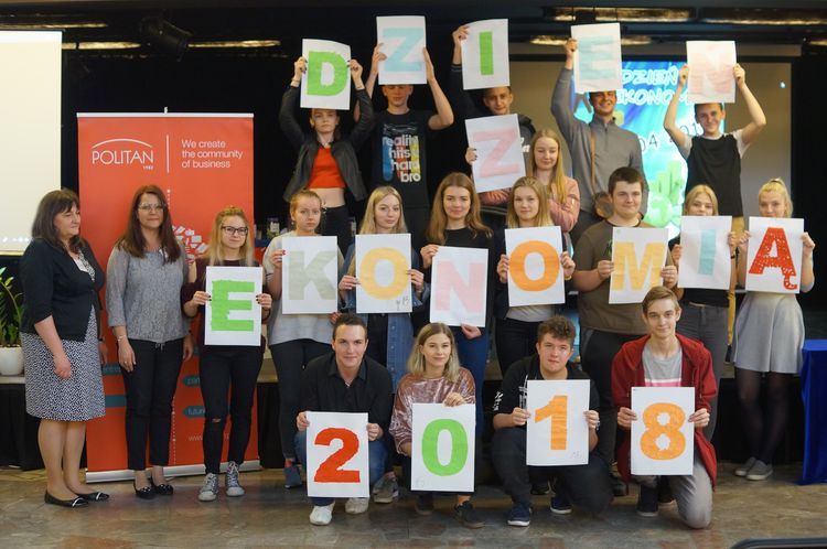 IV Dzień z Ekonomią w ZSE-U. Młodzież wystartowała w konkursie, ZSE-U w Rybniku