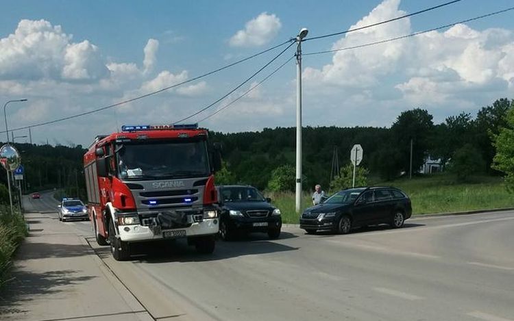 Kierowca osobówki wymusił pierwszeństwo. Motorowerzysta w szpitalu, Rybnik i okolice-Informacje drogowe 24H