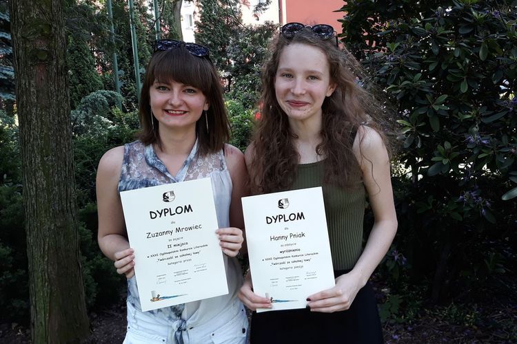 Licealistki z „Powstańców” nagrodzone za twórczość ze szkolnej ławy, ZS nr 1 w Rybniku