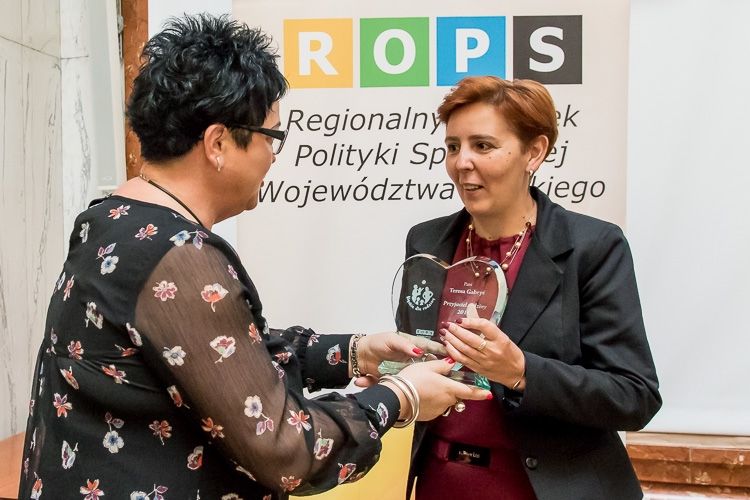 Rybniczanka Teresa Gabryś laureatką konkursu Przyjaciel Rodziny, ROPS Katowice