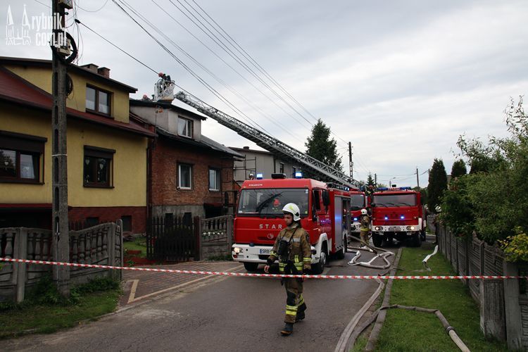 Pożar domu w Stanowicach: straty sięgają 150 tys. złotych, bf