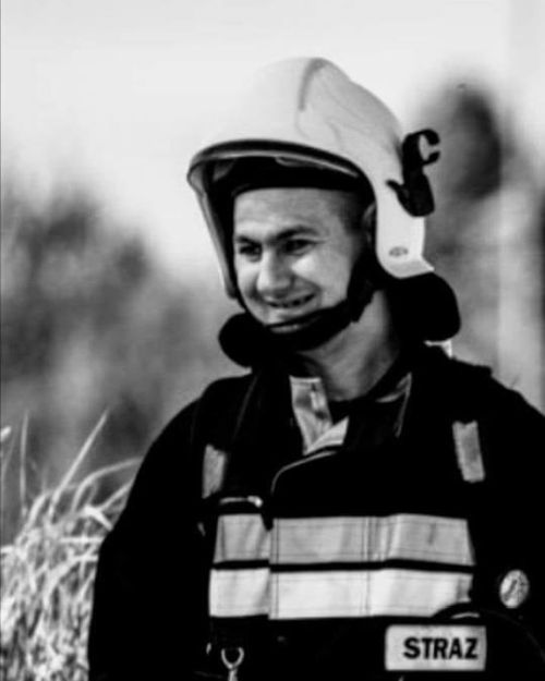 Śmierć motocyklisty w Ochojcu: to był strażak, OSP Rydułtowy