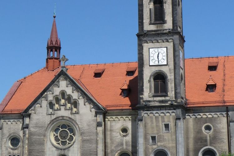 Firma z Czernicy odrestaurowała 200-letni zegar, Tomasz Achtelik