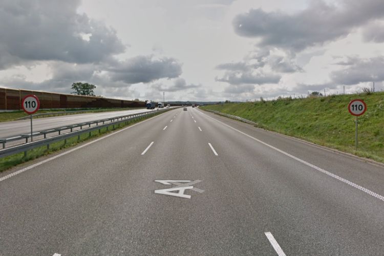 Koniec z wybojami na A1 za Dębieńskiem, Google Street View