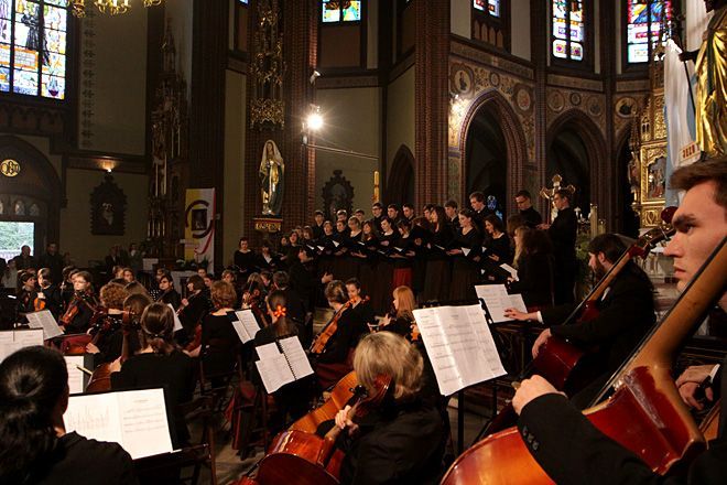 „Requiem” Mozarta już dziś w bazylice, Dominik Gajda