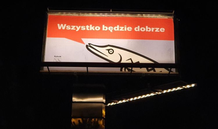 Wszystko będzie dobrze! Szczupak na billboardach uspokaja rybniczan, UM Rybnik