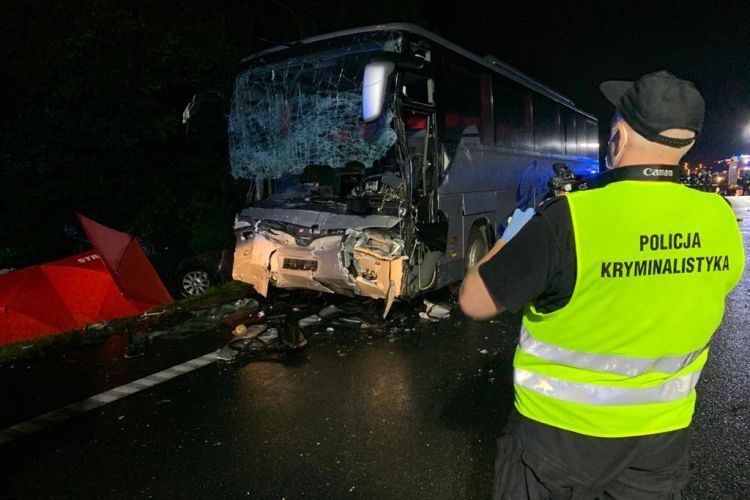 Tragiczny wypadek w Gliwicach. Nie żyje 9 osób, KMP Gliwice