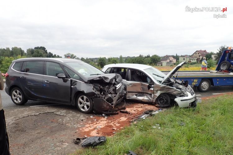 Wypadek na Hetmańskiej: kierowca z prawie 2 promilami, KMP Rybnik