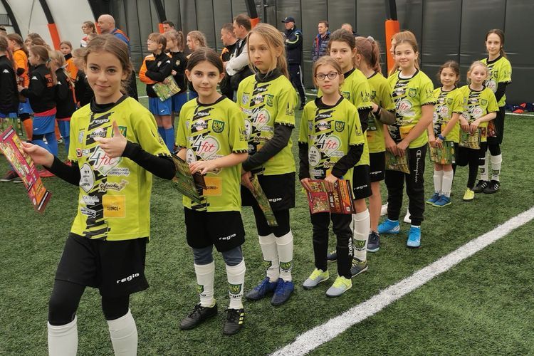 Akademia TS ROW Rybnik: młode piłkarki grały w Kętach, Materiały prasowe