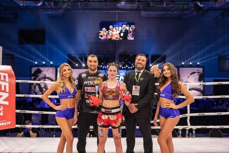 Kickboxing Fight Night: Dominika Filec pokonała Białorusinkę Darię Cedik, Facebook Dominika 
