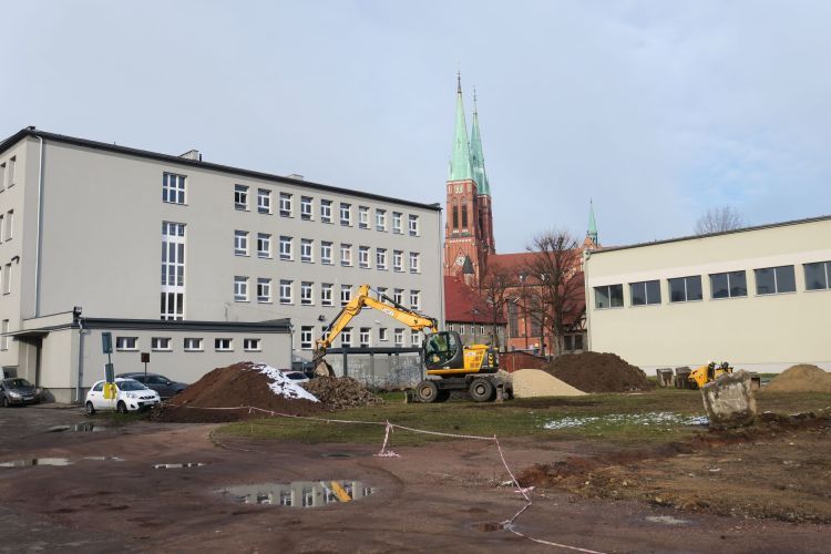 Rozpoczęła się budowa boisk przy Tyglu (zdjęcia), Lucyna Tyl/UM Rybnik